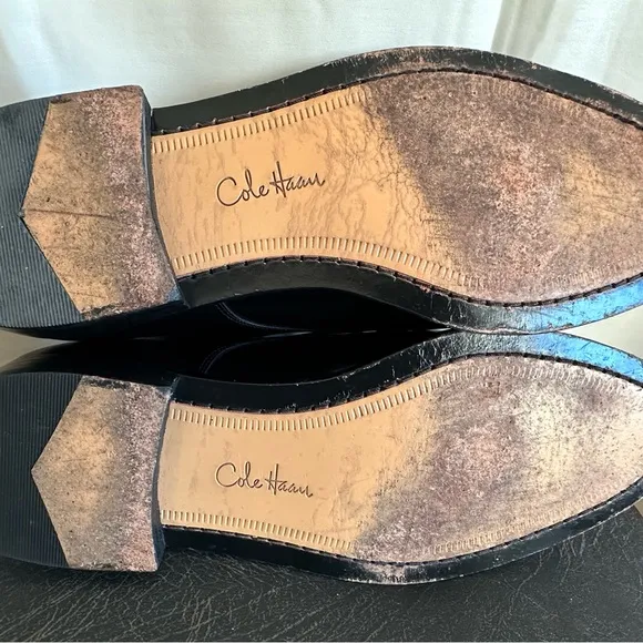 Cole Haan Caldwell black leather shoes - Size 10.5.  With box and shoe bags