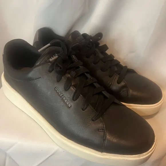 Cole Haan Men's Grand Crosscourt Traveler Sneaker Black Sneakers