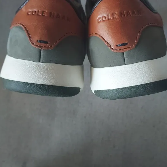 Cole Haan Men's Grandpro Olive and Brown  Tennis Sneakers Sz-11.5