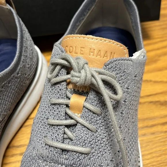 Cole Haan Zerogrand Oxford Shoe  stitch light with box