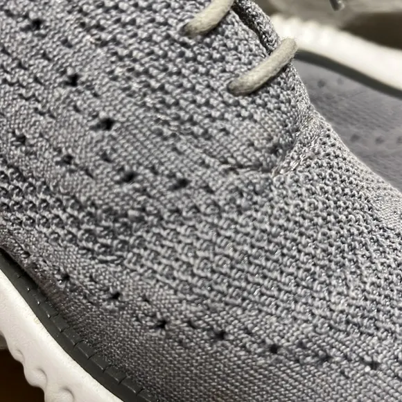 Cole Haan Zerogrand Oxford Shoe  stitch light with box