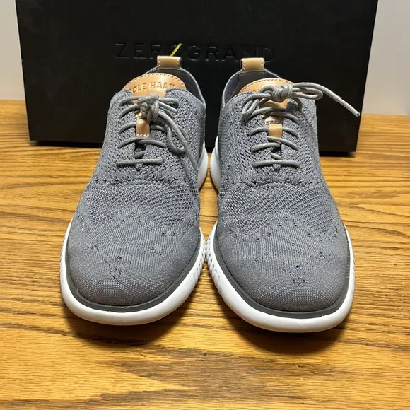 Cole Haan Zerogrand Oxford Shoe  stitch light with box