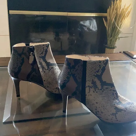 COLE HAANGrand Ambition Arietta Snake Print Bootie