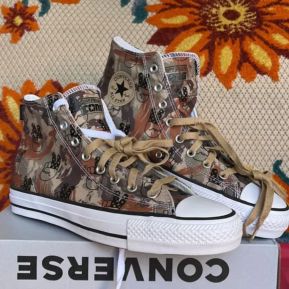 Converse A02414CCTAS PRO HIHAMADAN/PINECONE BROWN/BLACKMen’s sneakers