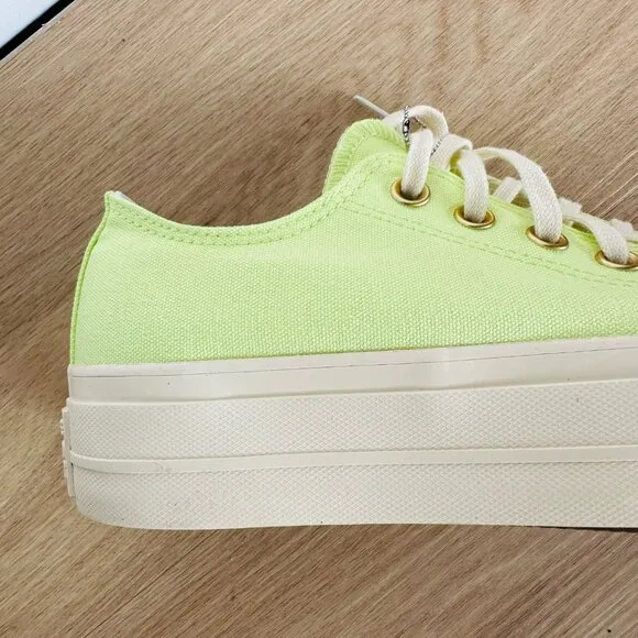 ⭐Converse Chuck Taylor All Star Lift Platform Low 8.5 Womens Shoes Green A09913F