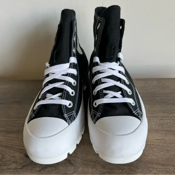 Converse Chuck Taylor All Star Lugged Hi Black Women’s Sneaker Size 9 #B1645