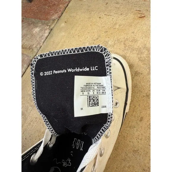 Converse Dancing Snoopy Off-White High Top Sneakers Size 8 Men/Size 10 Women