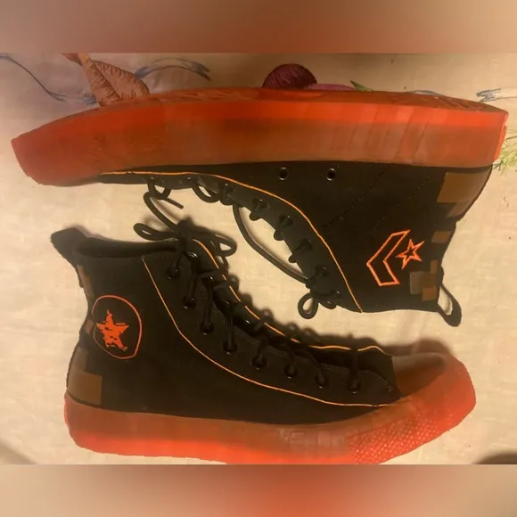 Converse orange and black