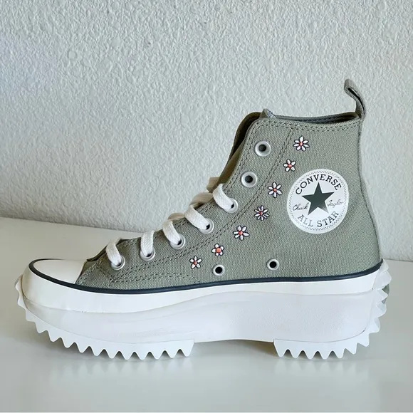 Converse Run Star Hike Platform Green 'Peace Love Earth' Floral Embroidery