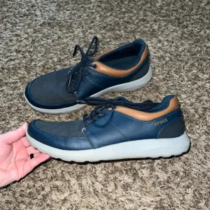 Crocs Navy Brown Leather Shoes Size 8