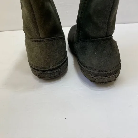 CROCS BERRYESSA SUEDE BOOTS