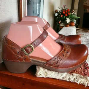 DANSKO &quot;STEFANIE&quot; 7.5 Womens Brown Leather MaryJane' Mules/Clogs