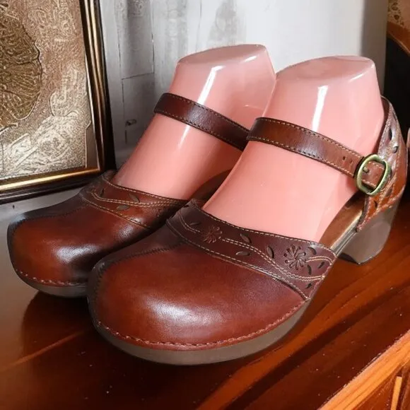 DANSKO &quot;STEFANIE&quot; 7.5 Womens Brown Leather MaryJane' Mules/Clogs