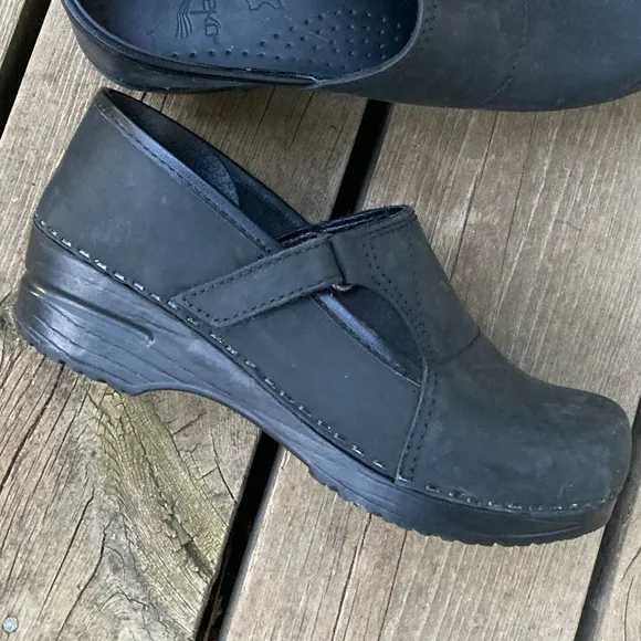 DANSKO Shoes Clogs PROFESSIONAL Non-Slip Black Leather Velcro Elastic Size 37