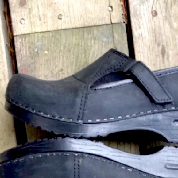 DANSKO Shoes Clogs PROFESSIONAL Non-Slip Black Leather Velcro Elastic Size 37