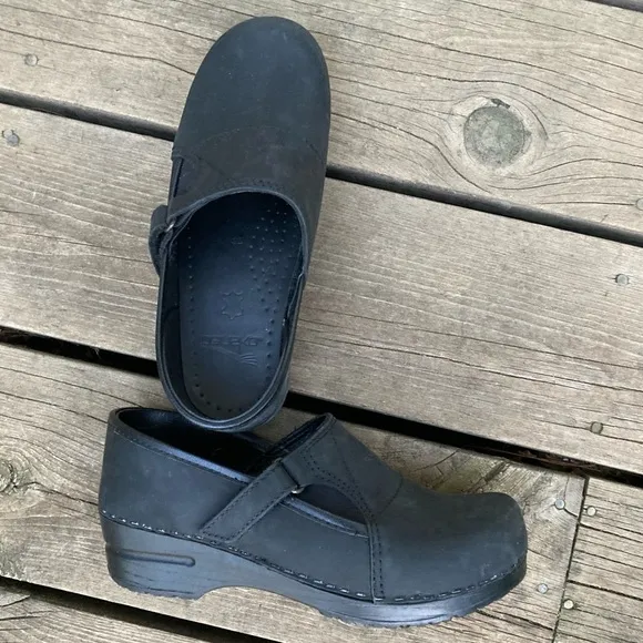 DANSKO Shoes Clogs PROFESSIONAL Non-Slip Black Leather Velcro Elastic Size 37