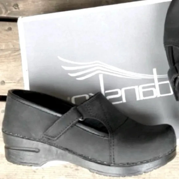 DANSKO Shoes Clogs PROFESSIONAL Non-Slip Black Leather Velcro Elastic Size 37