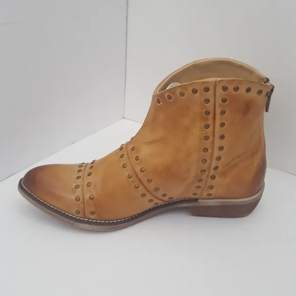 Diba True good sign luggage leather studded leather ankle bootie size 7