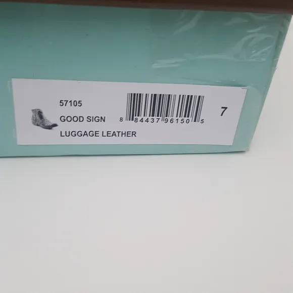 Diba True good sign luggage leather studded leather ankle bootie size 7