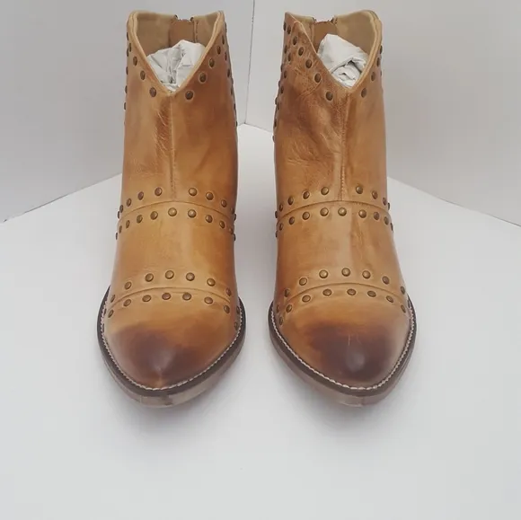 Diba True good sign luggage leather studded leather ankle bootie size 7