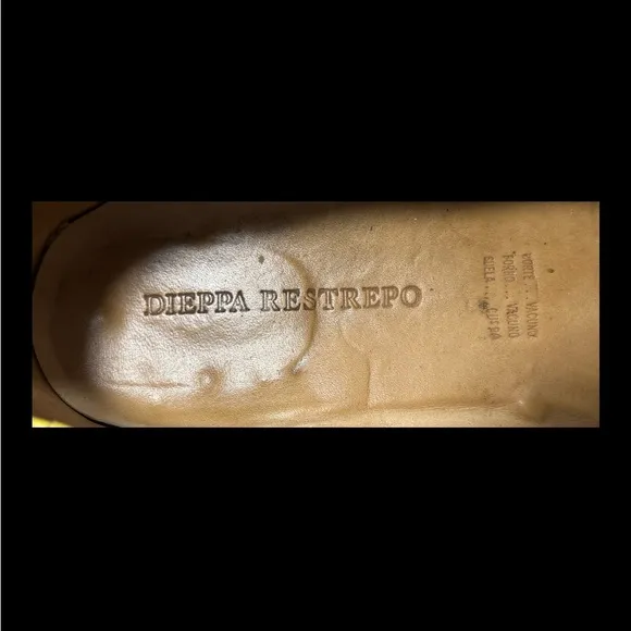 Dieppa Restrepo 5338 54 Slip Ons Loafers Flats Dress Shoes Yellow US 10