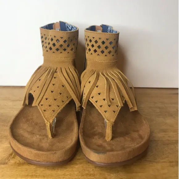 Dingo Heat Wave Camel Leather Mocassin Sandals Womens  8.5