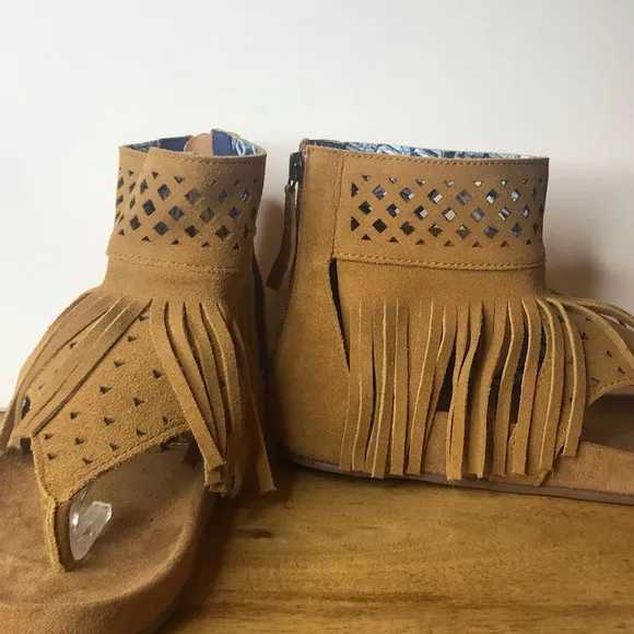 Dingo Heat Wave Camel Leather Mocassin Sandals Womens  8.5