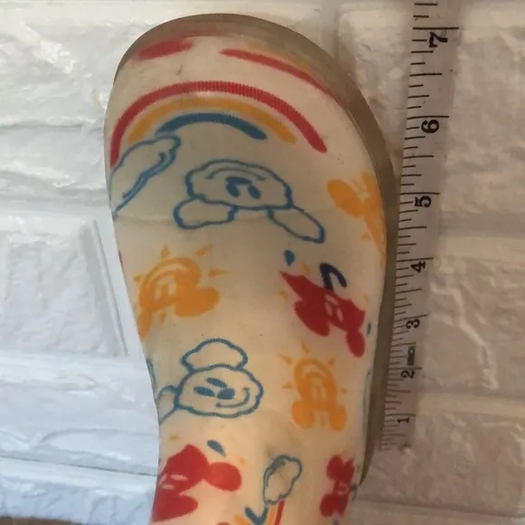 Disney Resorts Tokyo Mickey Mouse rainbow rubber rain‎ boots size S (1-2year)