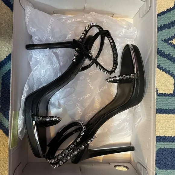 DKNY Dacia Silver Studded Dress Stiletto Sandals Size 6.5
