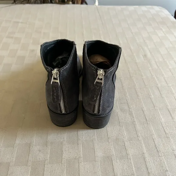 Dolce Vita Cassius Suede Ankle Boots