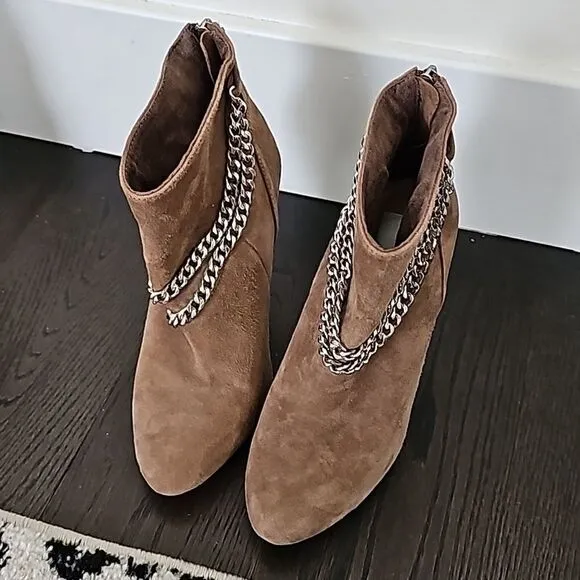 Dolce Vita Kendal Almond Brown Suede Chain Detail High Heel Ankle Boots Size 7