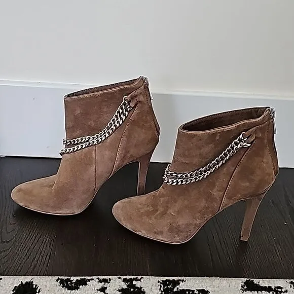 Dolce Vita Kendal Almond Brown Suede Chain Detail High Heel Ankle Boots Size 7