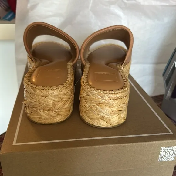 Dolce Vita Raffia Bottom Honey women’s Slide Sandals - Pablos SZ 10