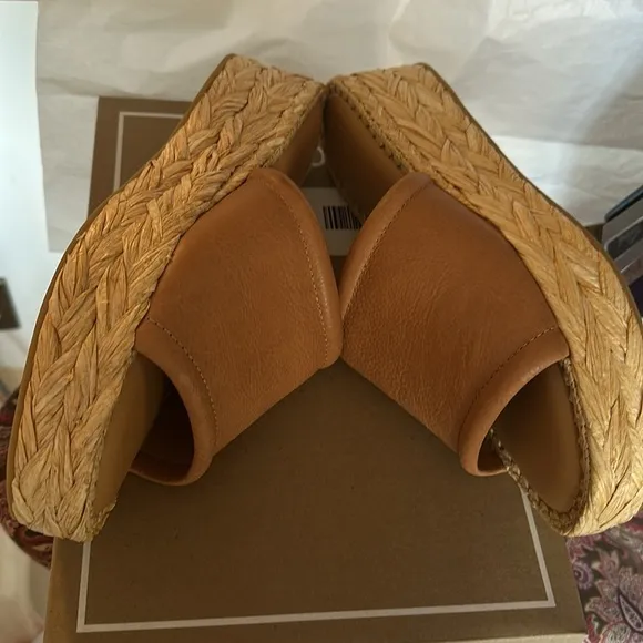 Dolce Vita Raffia Bottom Honey women’s Slide Sandals - Pablos SZ 10