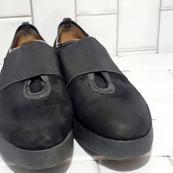 DONALD J PLINER Black Suede Platform Wedge Shoes S