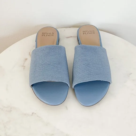 Donald Pliner NEW Faun Sandal Size 7