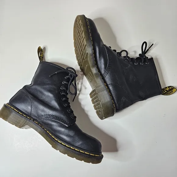 Dr. Doc Martens 1460 Pascal 8-Eye Boot - Black Women's 9 Leather Clear Rubber