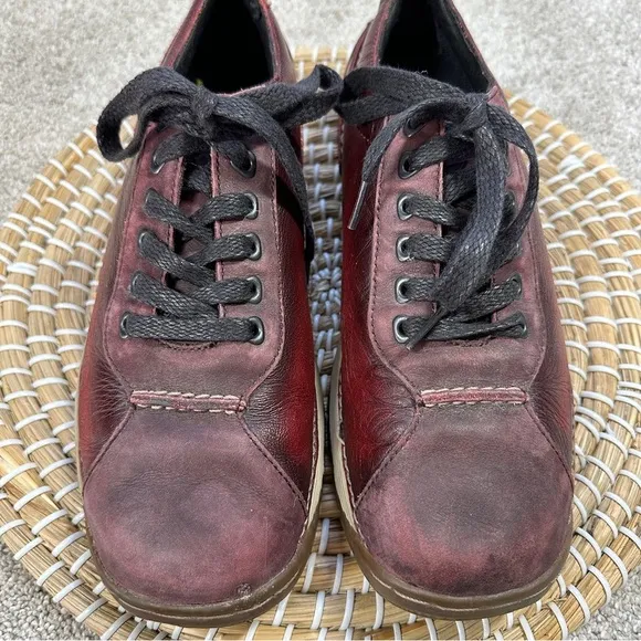 Dr. Martens Airwair Men’s 2B32 Vtg Red Leather Casual Driving Sneakers Shoes 9