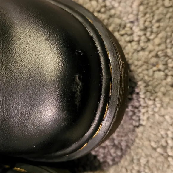 Dr Martens Black leather boots with tone on tone laces up with zipper size 8