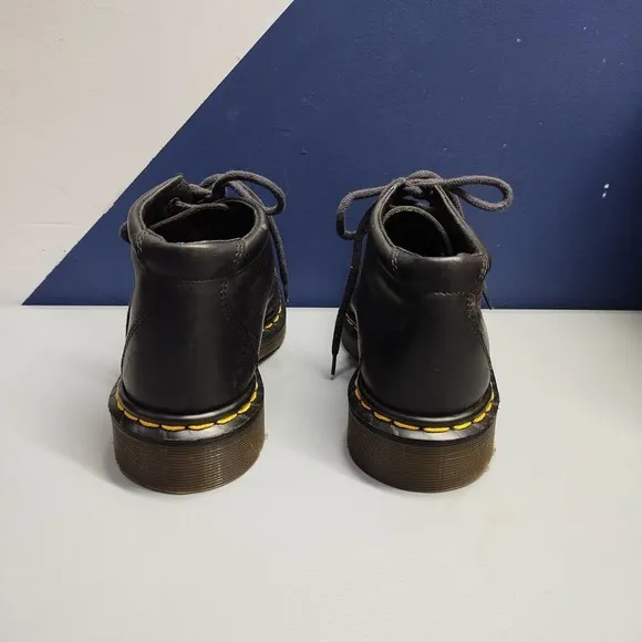 Dr. Martens Boots Unisex Kids Size 3 Black Solid Leather Rubber Sole Lace Up