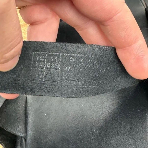 Dr. Martens Gryphon Sandals Size 11