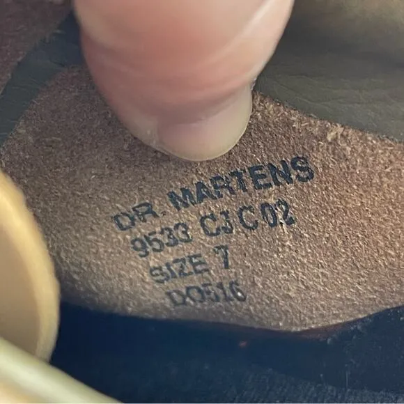 Dr. Martens, Made In England Leather Shoes. Size 7 Men's Vintage!