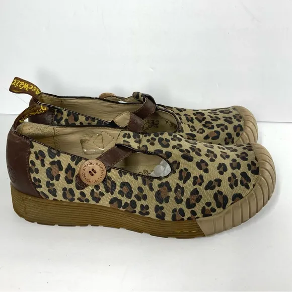 Dr Martens Mary Jane Shoes Canvas Sugar Skulls Animal print 9 Brown Platform