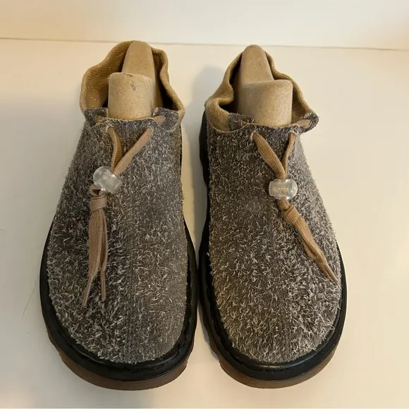Dr. Martens suede leather slip on toggle shoes men’s size 7 women’s size 8 EU 39