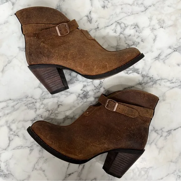 Durango waxed Nubuck suede block heel ankle boots distressed woman’s size 8