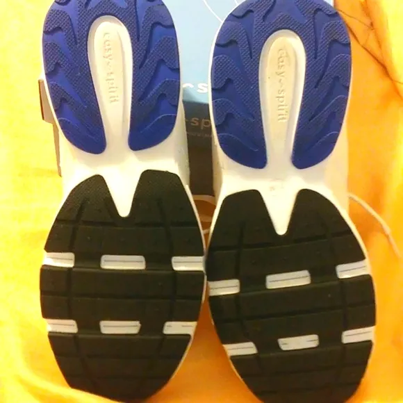 Easy Spirit Galaxie 3 sneakers