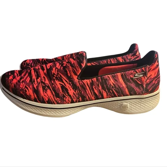 EC | HTF Skechers Womens GOwalk | Slip-Ons Multi-Color | Size: 12