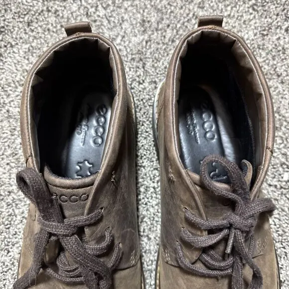 Ecco‎ Men's Size 10 US Chukka Tie  Turn GTX Lace-Up Boot  Leather Brown
