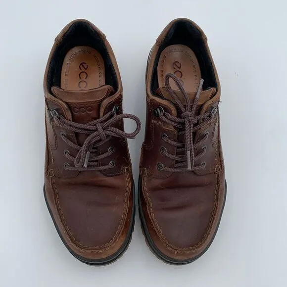 Ecco Track 25 brown leather low top ankle boots size 43