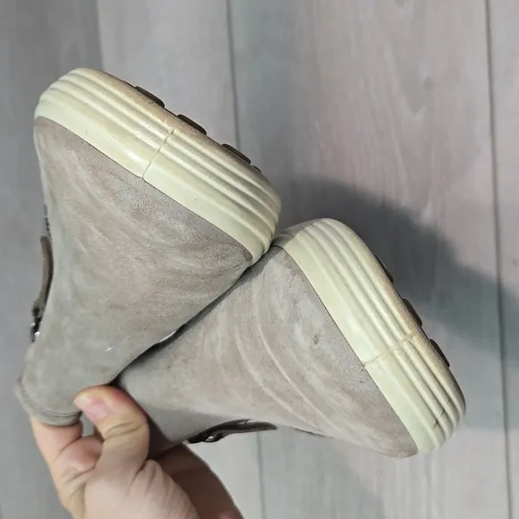 Ecco Women Ankle Soft 7 Leather Casual Gray Slip On Shoes Sz 9